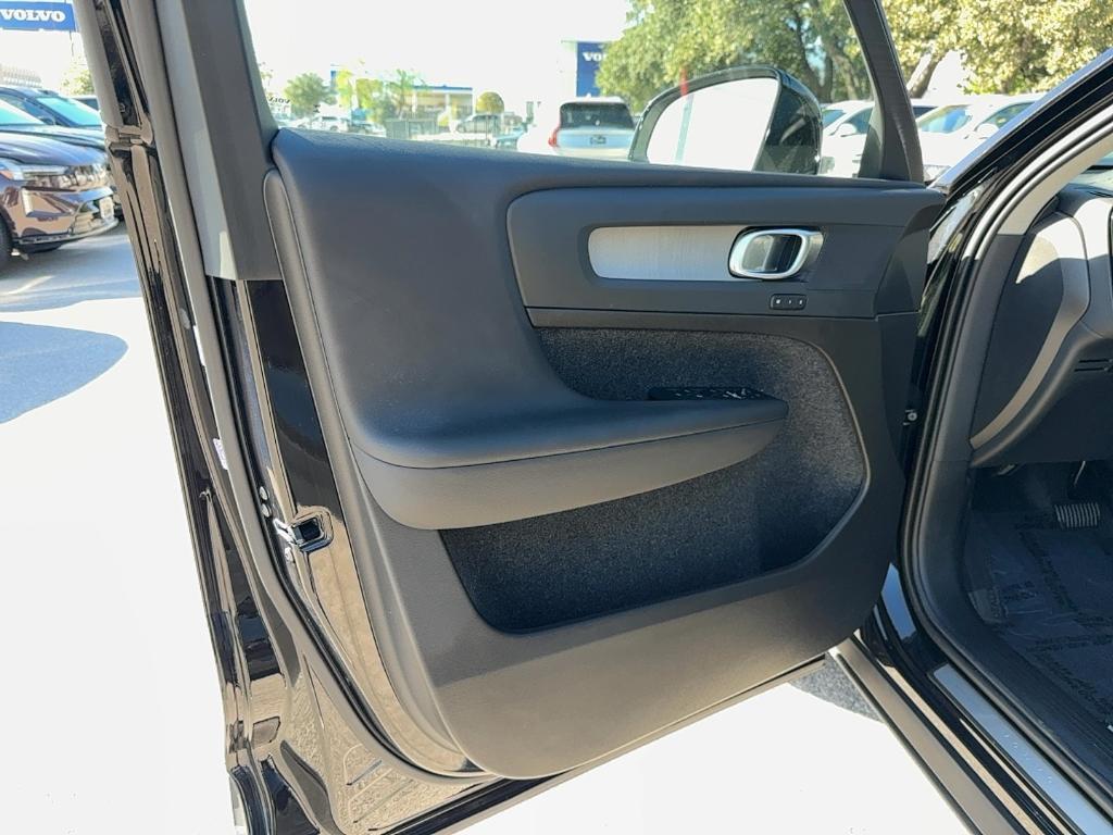 used 2025 Volvo XC40 car, priced at $32,995
