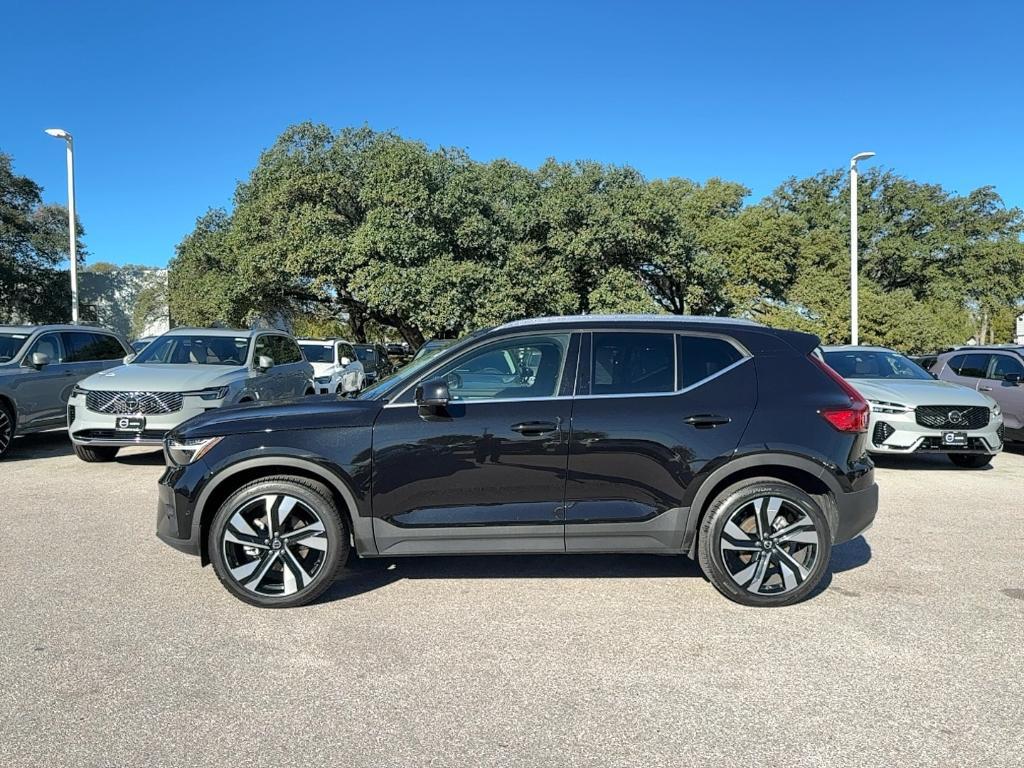 used 2025 Volvo XC40 car, priced at $32,995