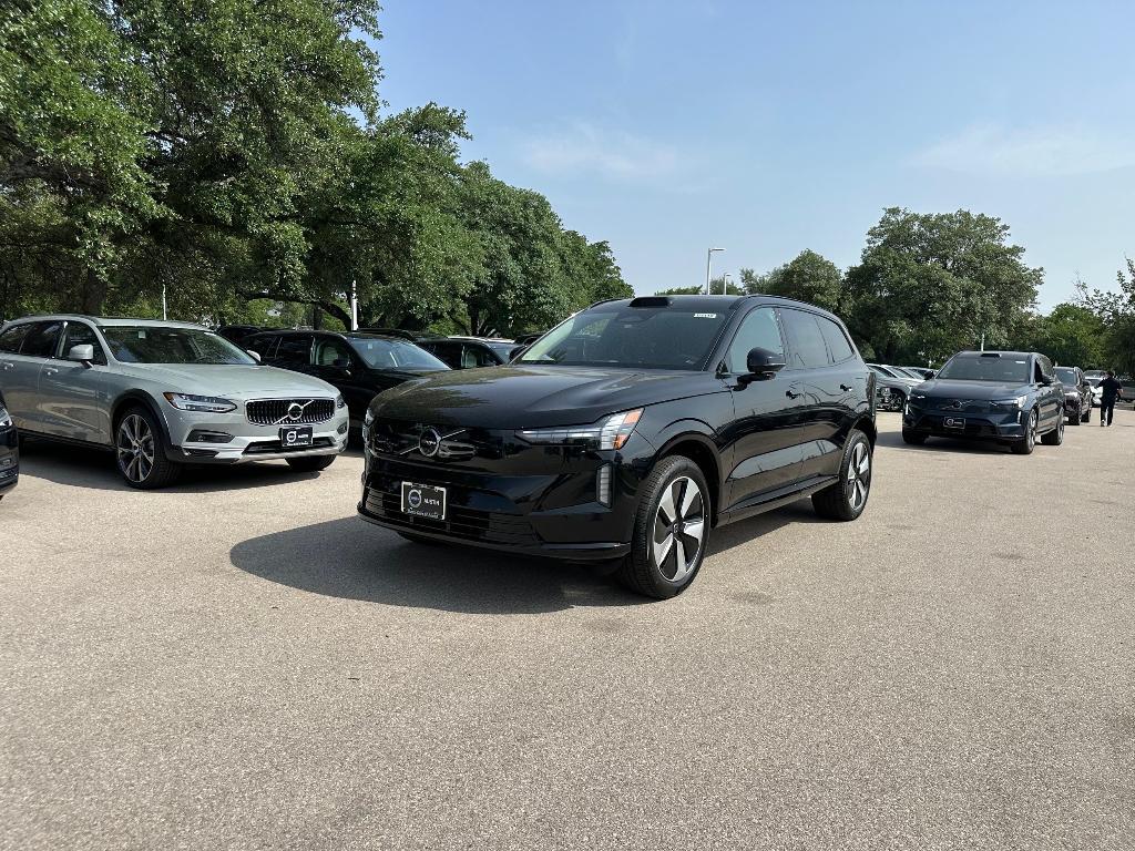 new 2025 Volvo EX90 car, priced at $82,385