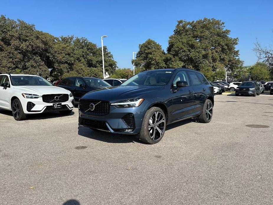 new 2025 Volvo XC60 car, priced at $59,885