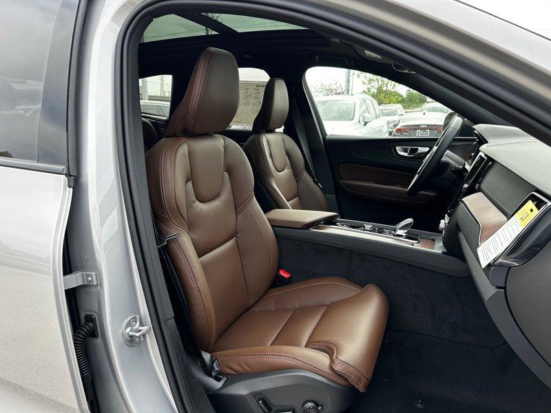 new 2025 Volvo XC60 car, priced at $60,910