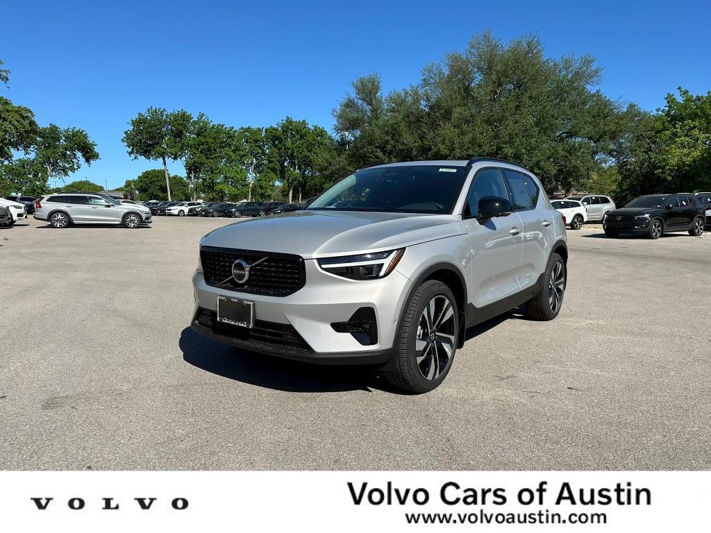 new 2024 Volvo XC40 car, priced at $52,190