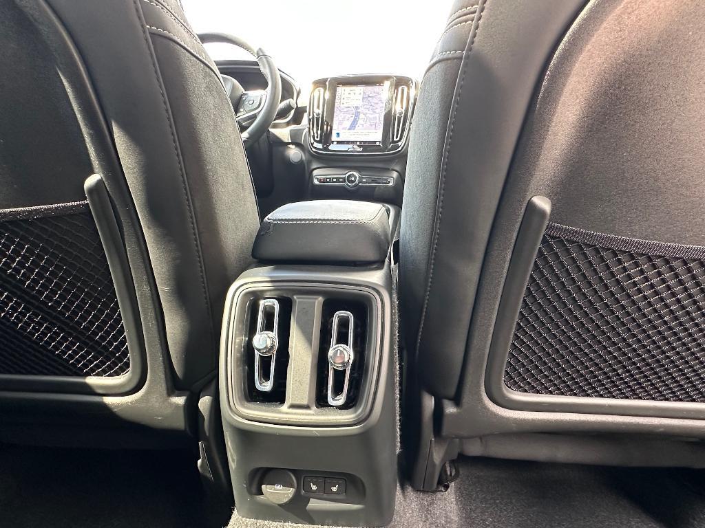used 2022 Volvo C40 Recharge Pure Electric car, priced at $33,495