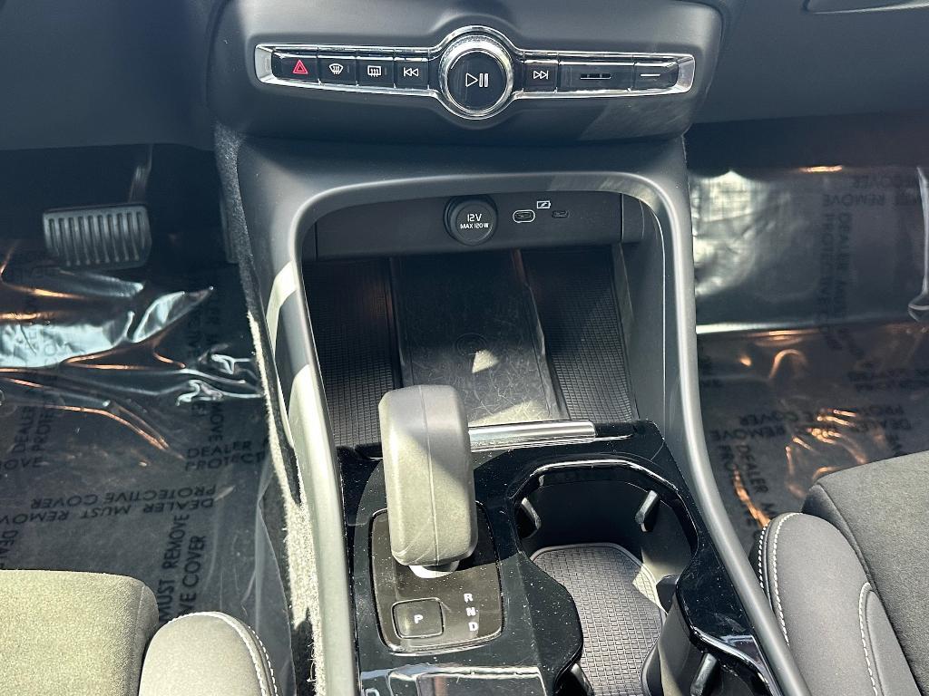 used 2022 Volvo C40 Recharge Pure Electric car, priced at $33,495