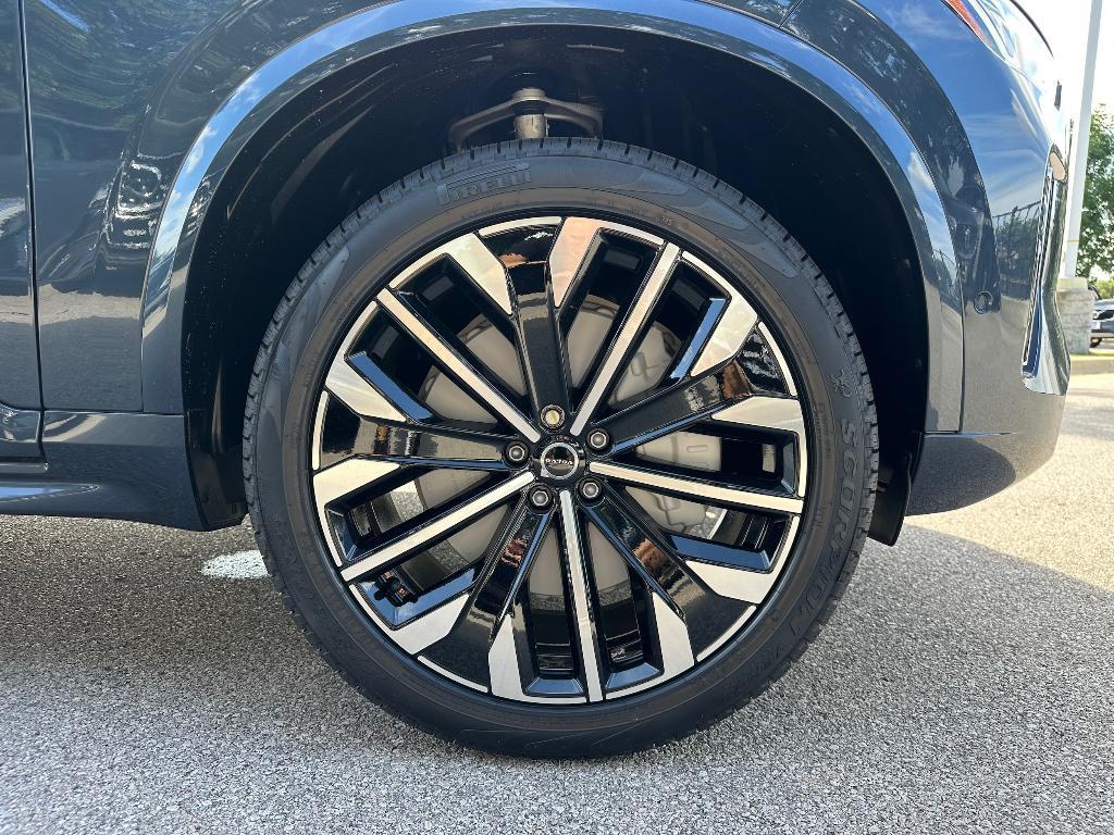 new 2026 Volvo XC90 car, priced at $71,825