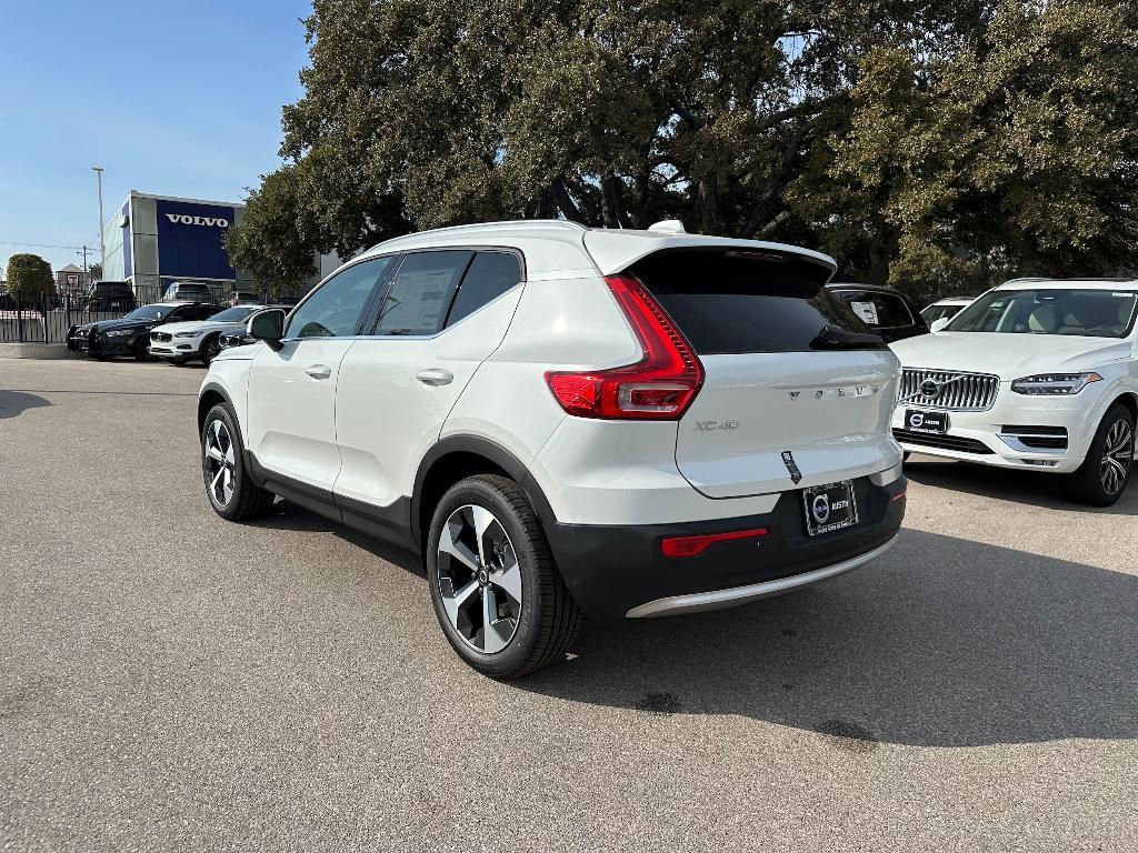 new 2025 Volvo XC40 car, priced at $48,315