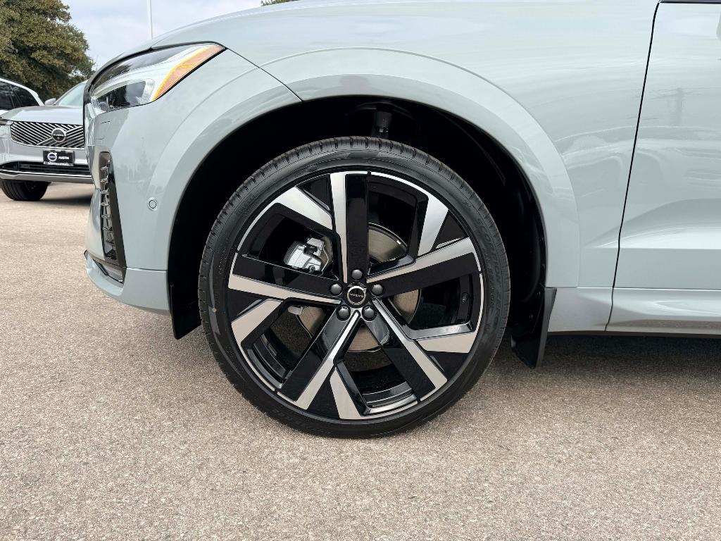 new 2026 Volvo XC60 car, priced at $67,045