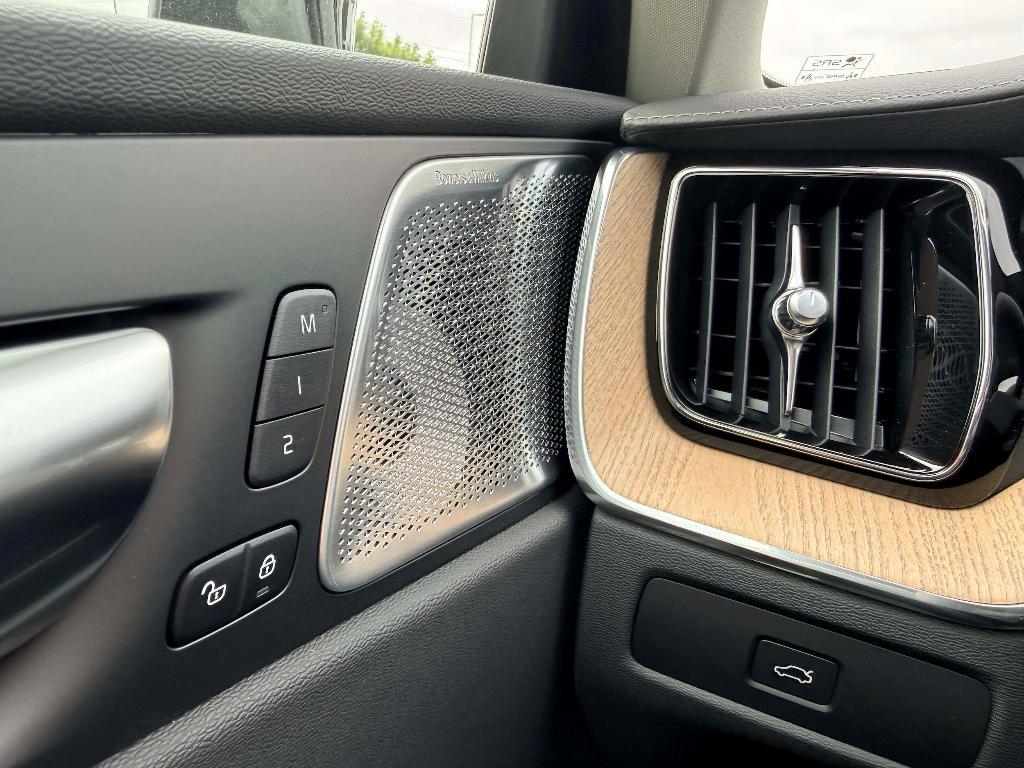 new 2026 Volvo XC60 car, priced at $67,045