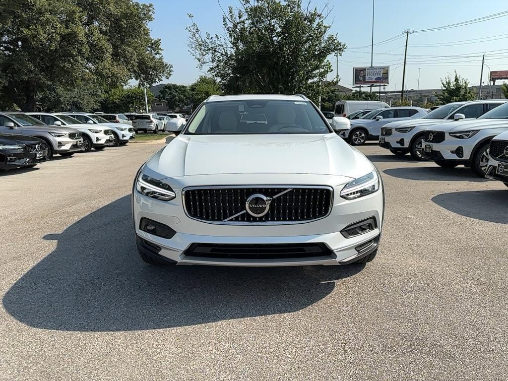 new 2025 Volvo V90 Cross Country car, priced at $62,585