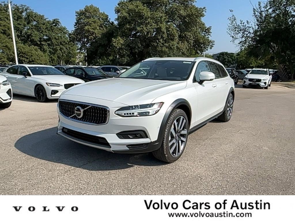 new 2025 Volvo V90 Cross Country car, priced at $62,585