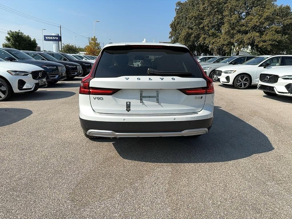 new 2025 Volvo V90 Cross Country car, priced at $62,585