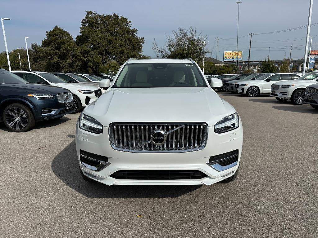 new 2025 Volvo XC90 car, priced at $67,265