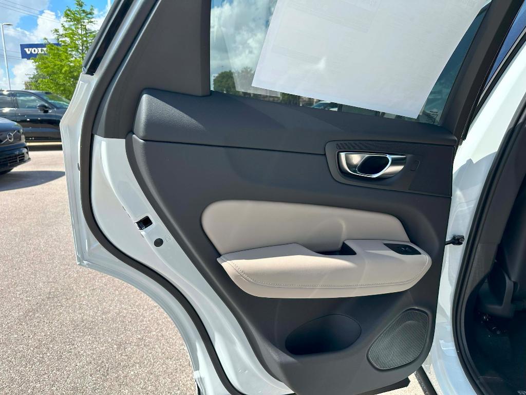 new 2026 Volvo XC60 car, priced at $57,985