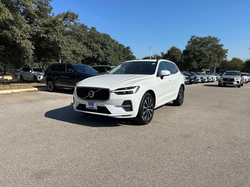 used 2023 Volvo XC60 car, priced at $27,995