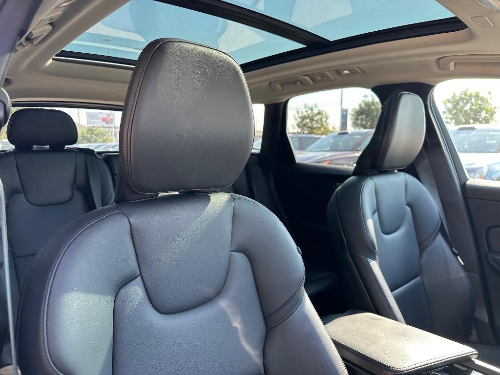 used 2023 Volvo XC60 car, priced at $27,995