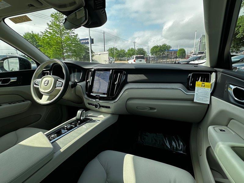 new 2025 Volvo XC60 car, priced at $55,360