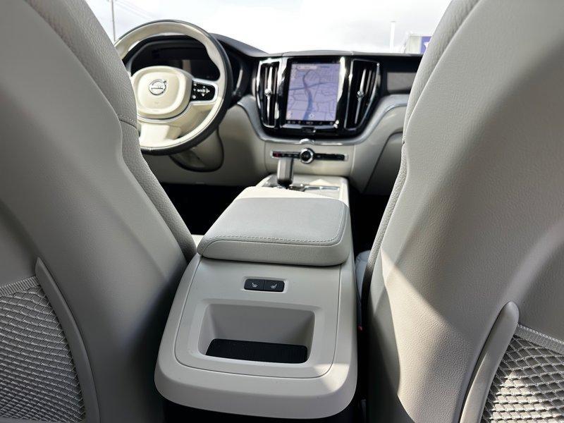 new 2025 Volvo XC60 car, priced at $55,360