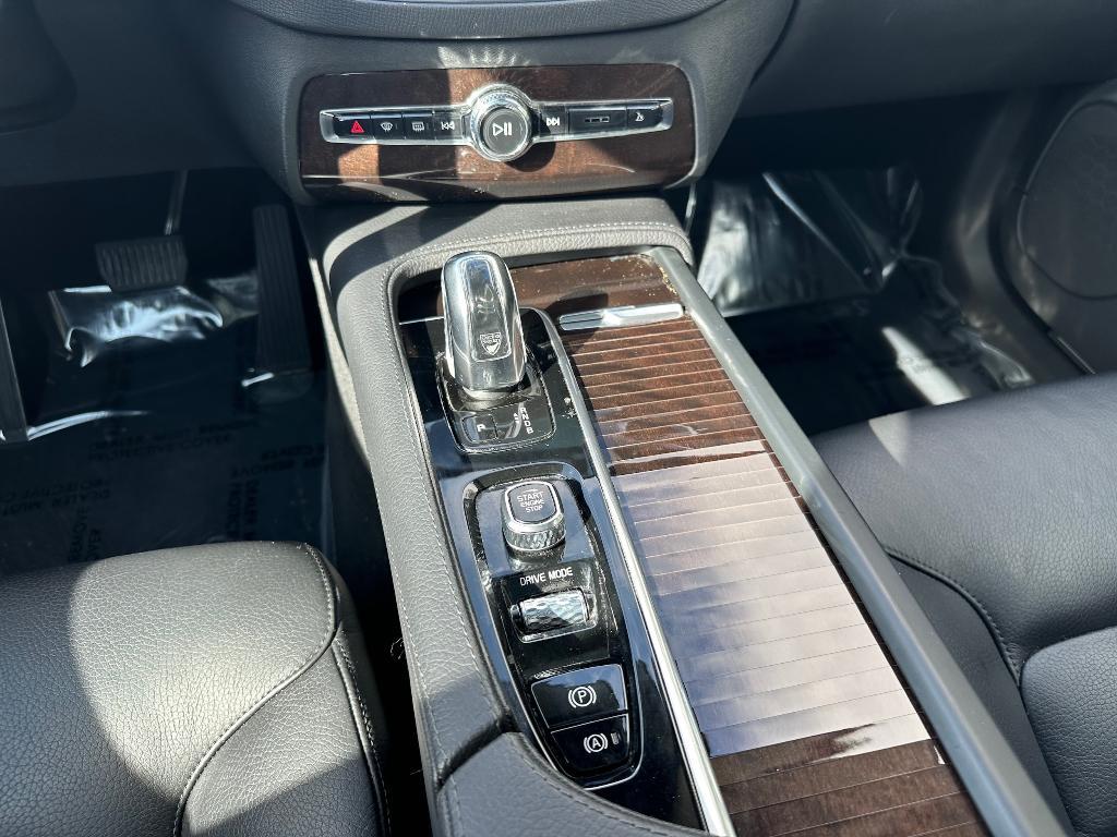 used 2019 Volvo XC90 Hybrid car, priced at $30,995