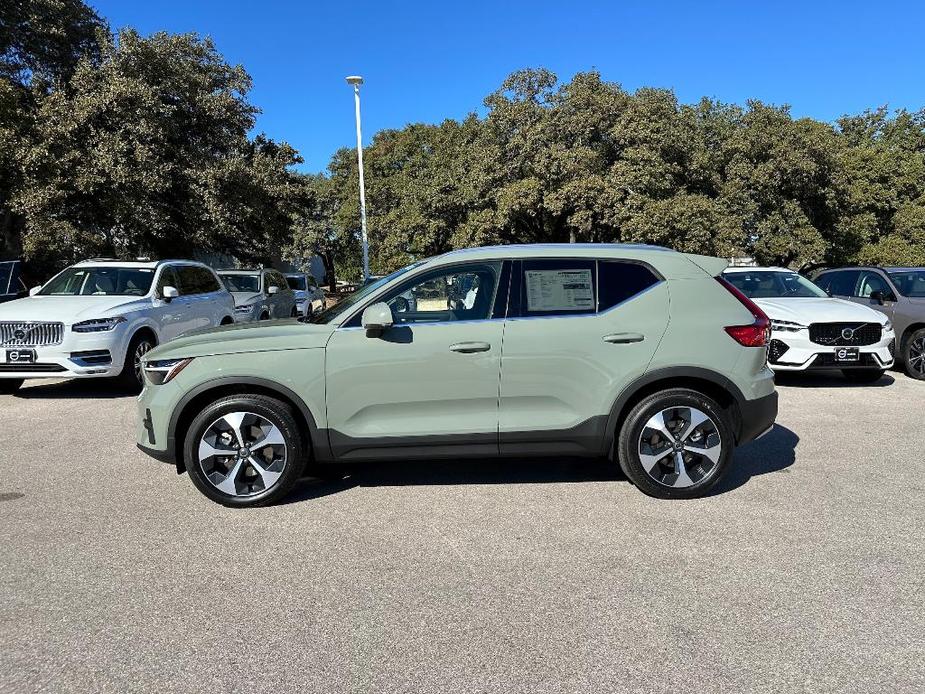 new 2025 Volvo XC40 car, priced at $44,845