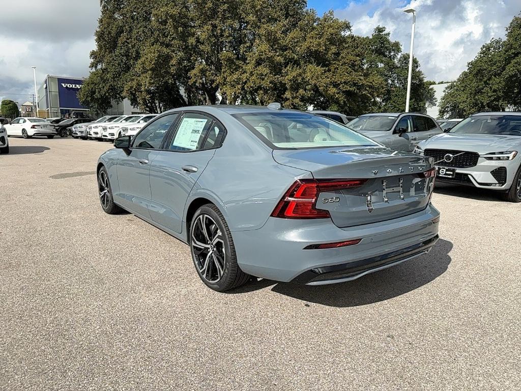 new 2024 Volvo S60 car, priced at $45,825