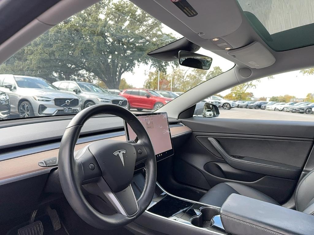 used 2019 Tesla Model 3 car, priced at $27,995