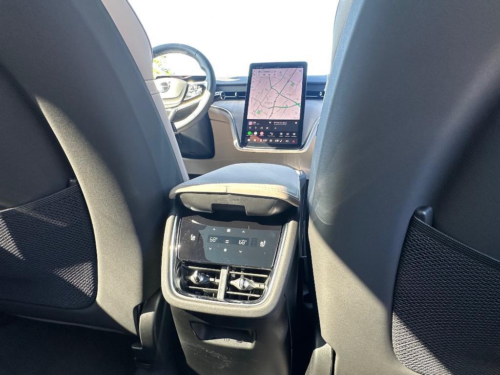 new 2025 Volvo EX90 car, priced at $95,150