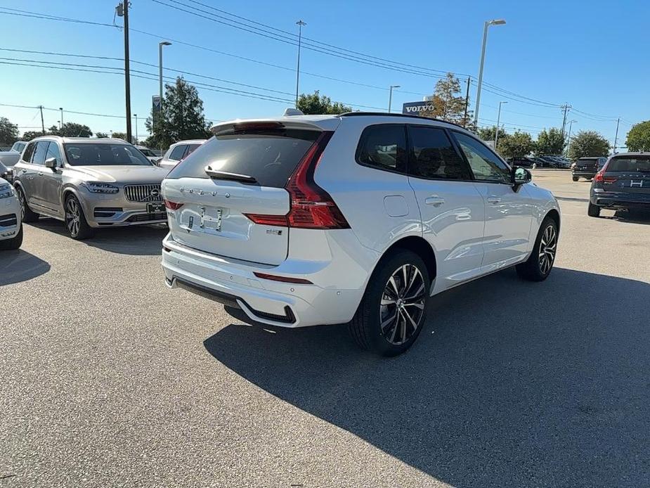 new 2025 Volvo XC60 car, priced at $54,585