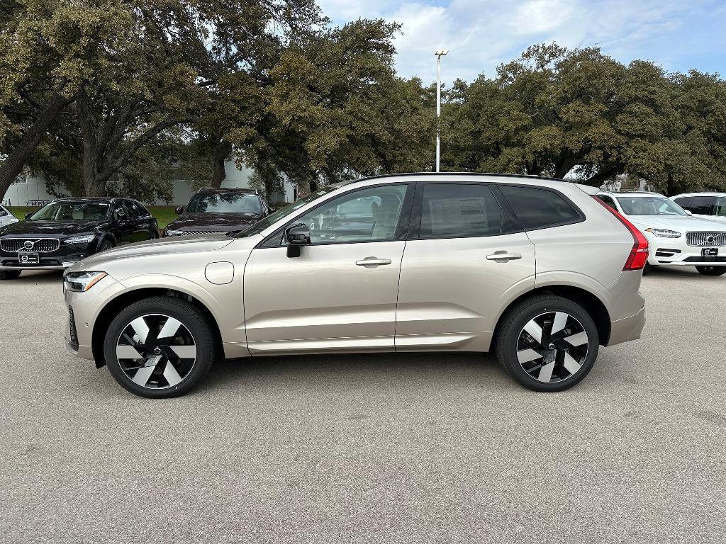 new 2025 Volvo XC60 Plug-In Hybrid car, priced at $65,510