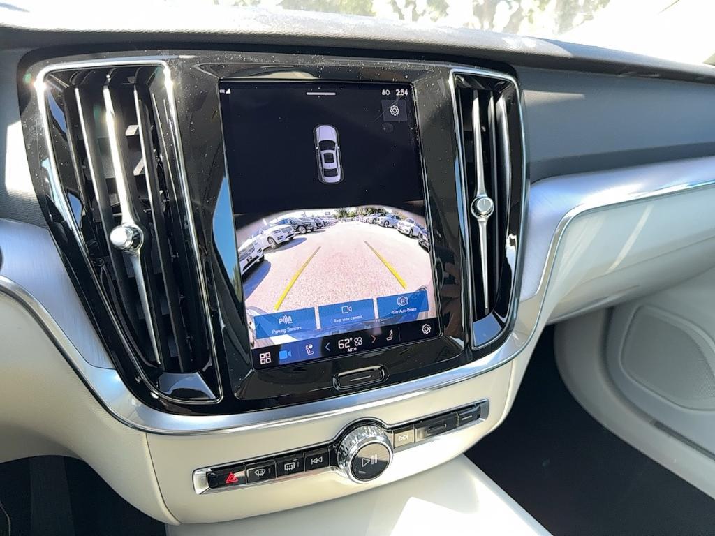 new 2024 Volvo S60 car, priced at $41,125