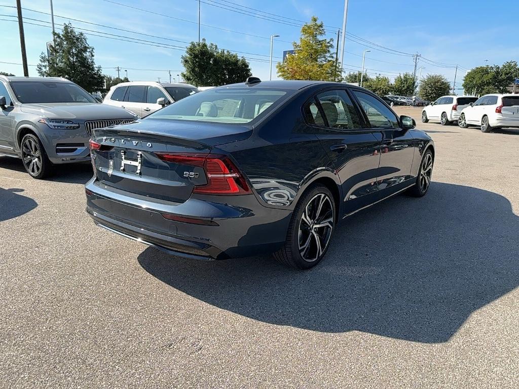 new 2024 Volvo S60 car, priced at $48,125