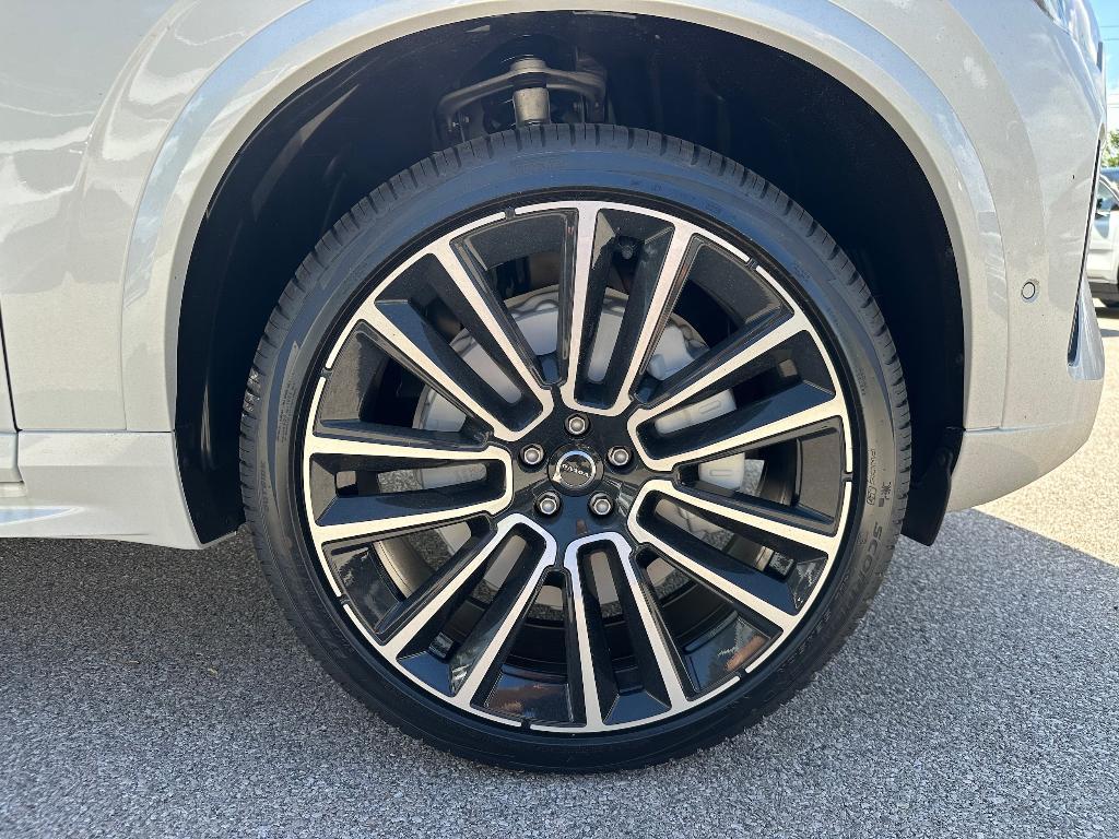 new 2026 Volvo XC90 car, priced at $77,145