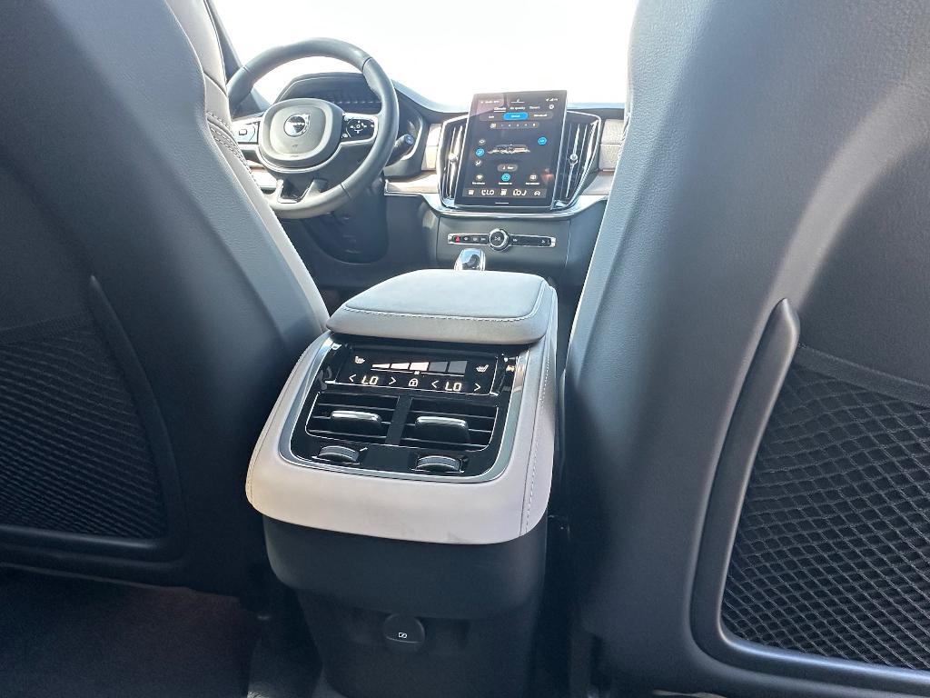 new 2026 Volvo XC90 car, priced at $77,145
