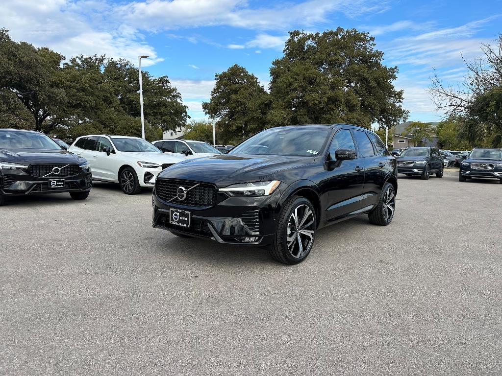 new 2025 Volvo XC60 car, priced at $60,635