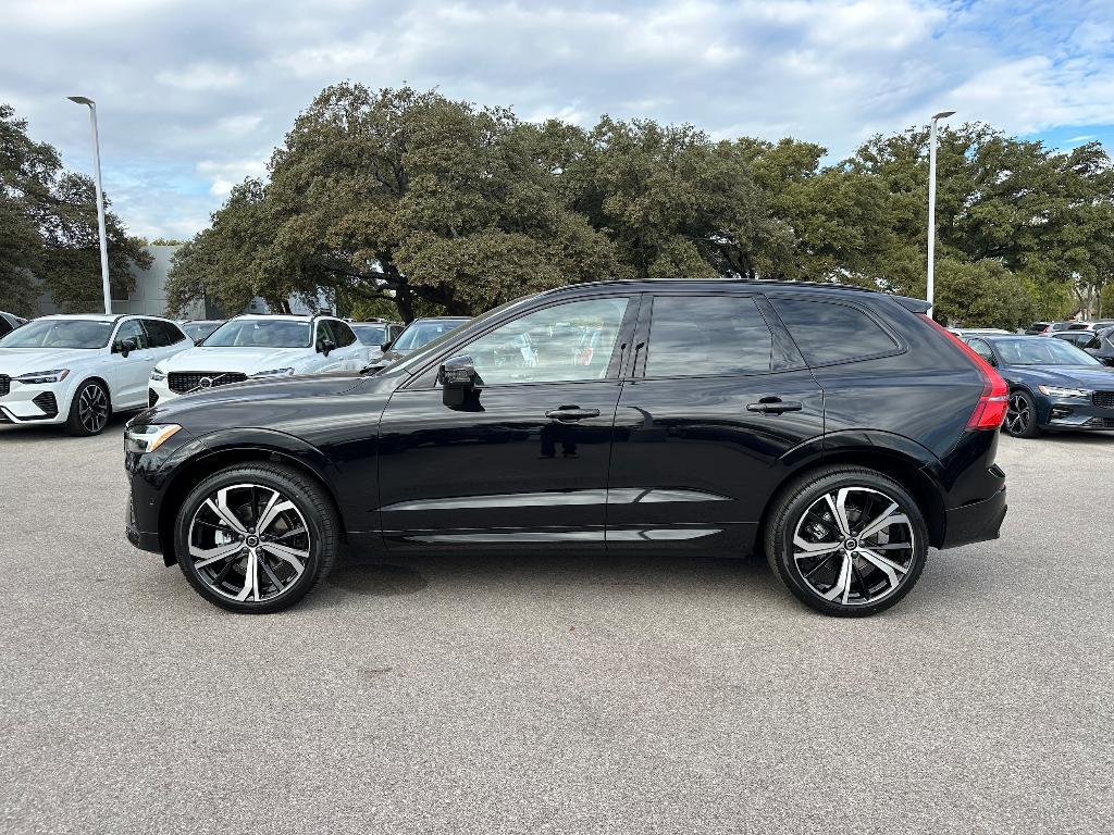 new 2025 Volvo XC60 car, priced at $60,635