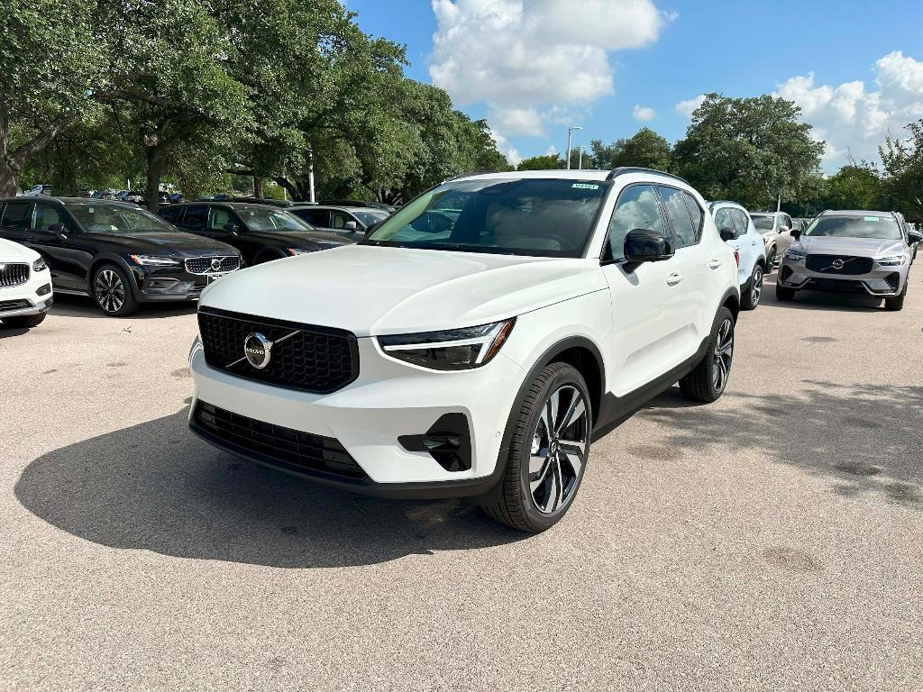 new 2026 Volvo XC40 car, priced at $46,345