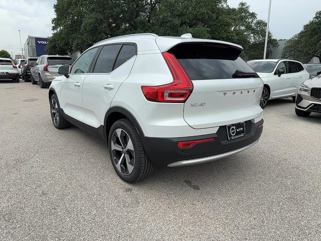 new 2025 Volvo XC40 car, priced at $45,485