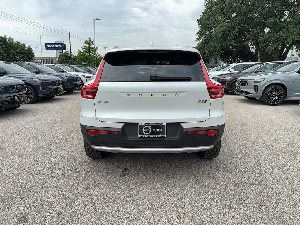 new 2025 Volvo XC40 car, priced at $45,485