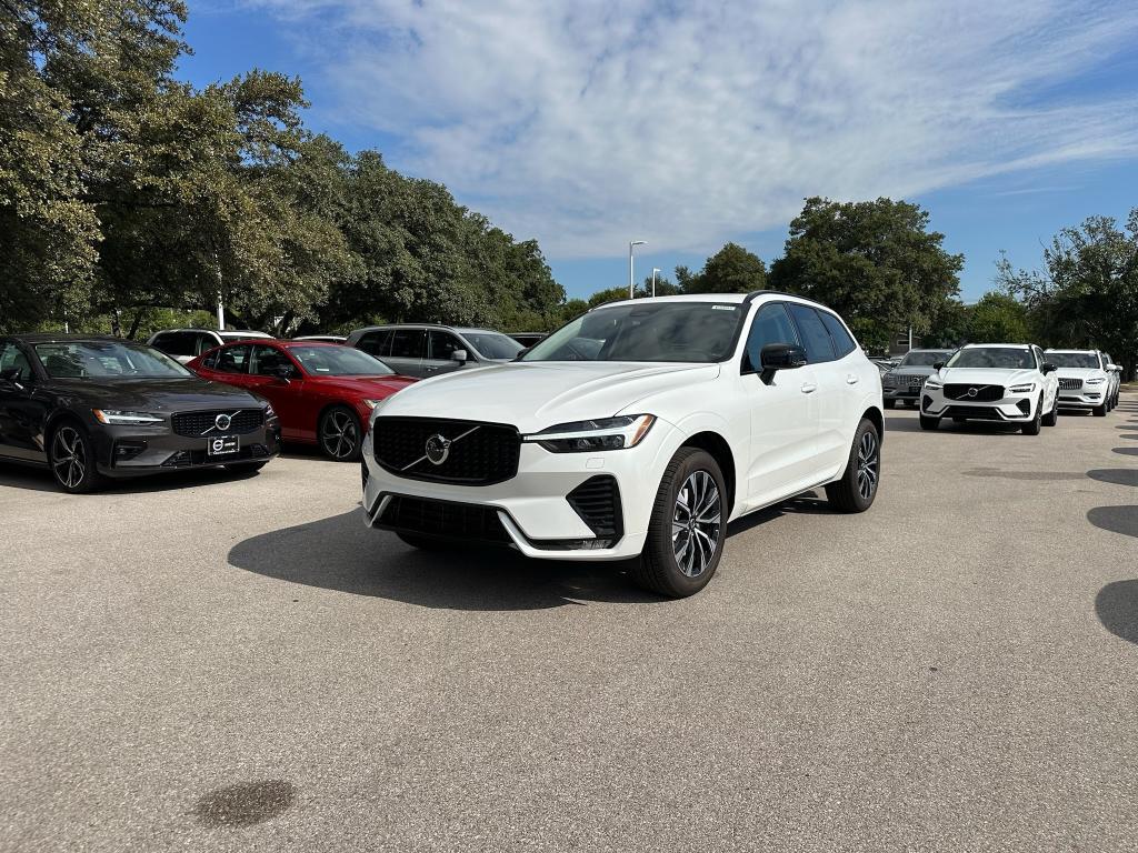 new 2025 Volvo XC60 car, priced at $50,685