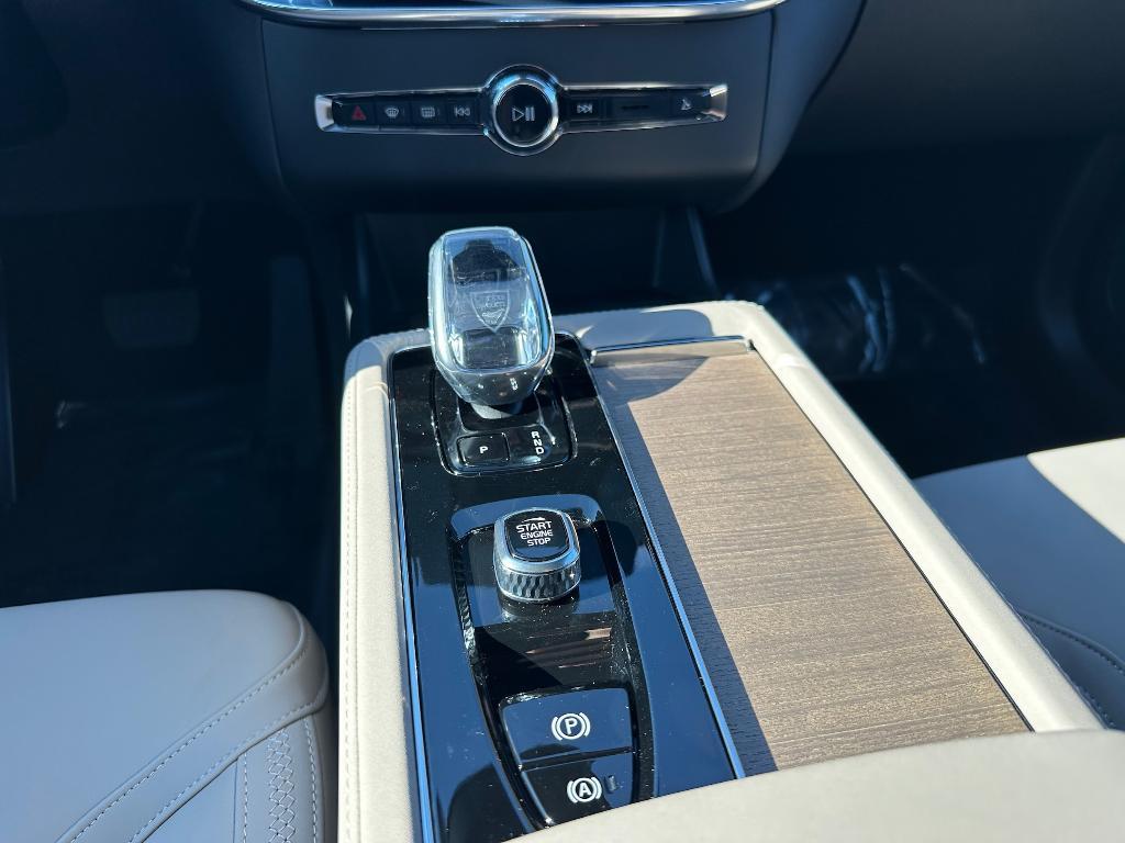 new 2026 Volvo XC90 car, priced at $71,825