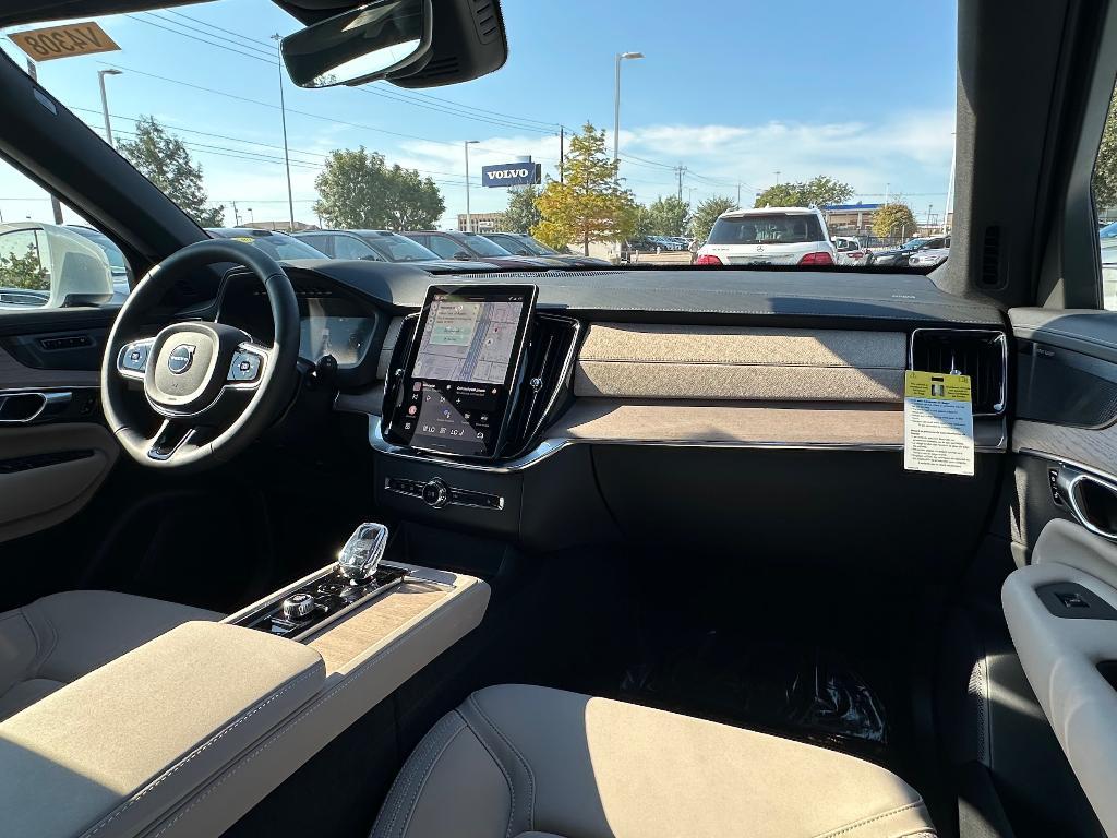 new 2026 Volvo XC90 car, priced at $71,825