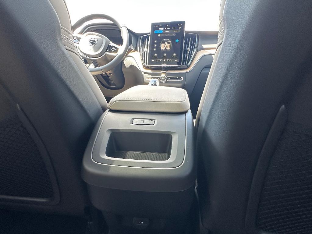 new 2026 Volvo XC60 car, priced at $58,385