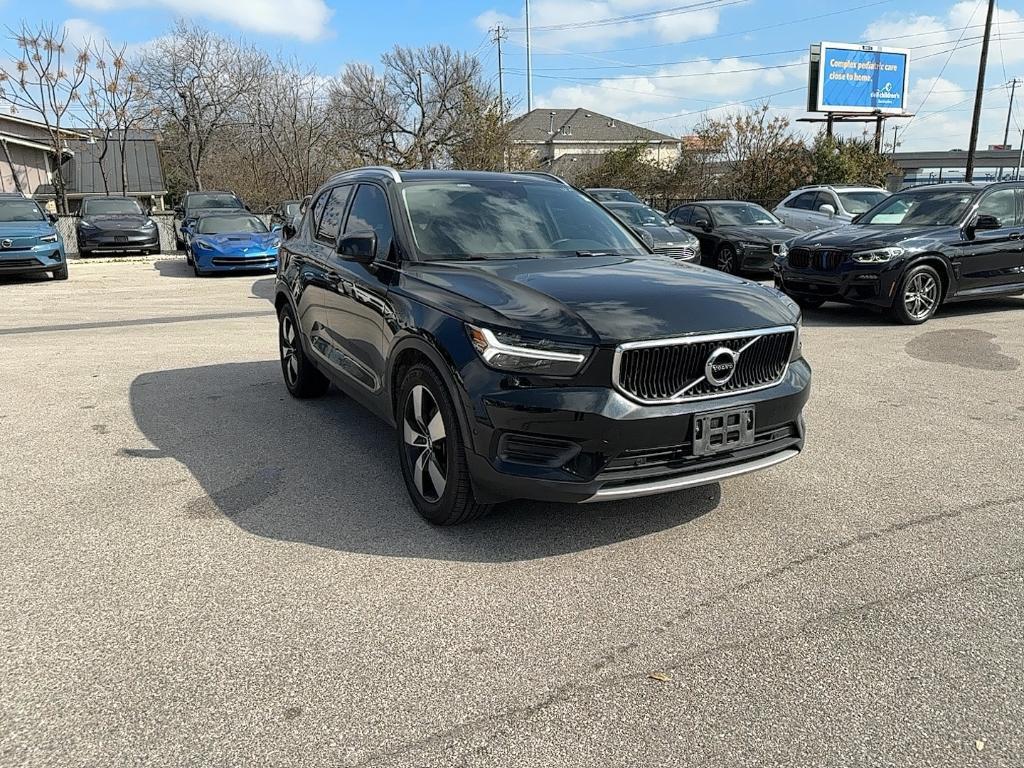 used 2019 Volvo XC40 car, priced at $18,495