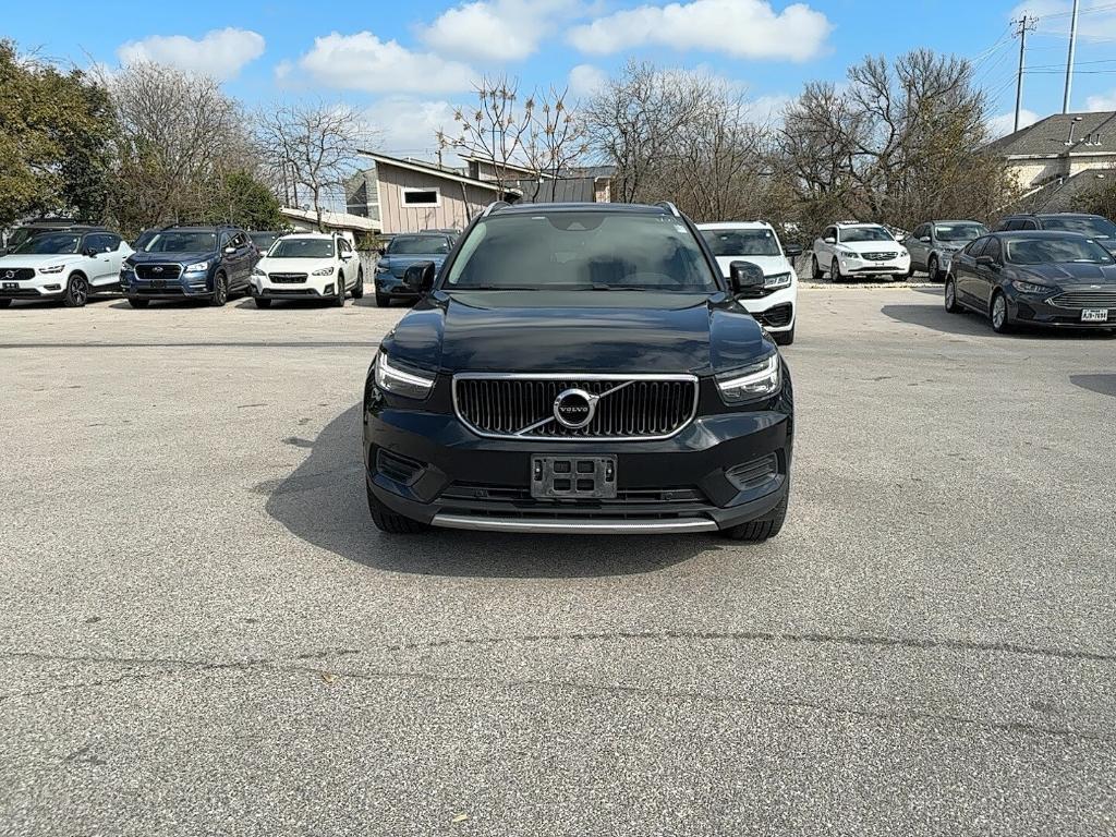 used 2019 Volvo XC40 car, priced at $18,495