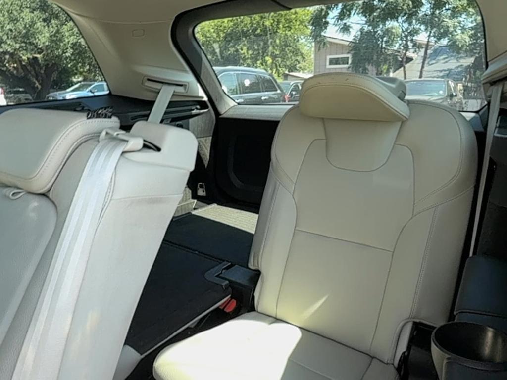 used 2020 Volvo XC90 car, priced at $27,460