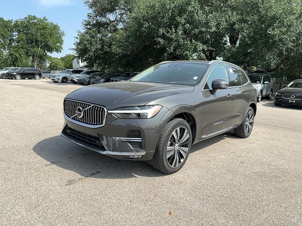 used 2022 Volvo XC60 car, priced at $41,963