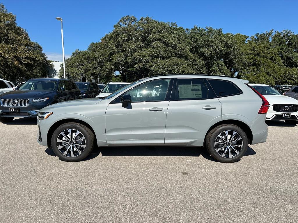 new 2025 Volvo XC60 car, priced at $49,935