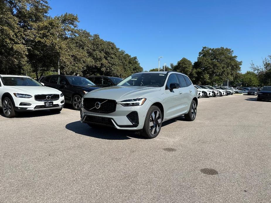 new 2025 Volvo XC60 Plug-In Hybrid car, priced at $66,235