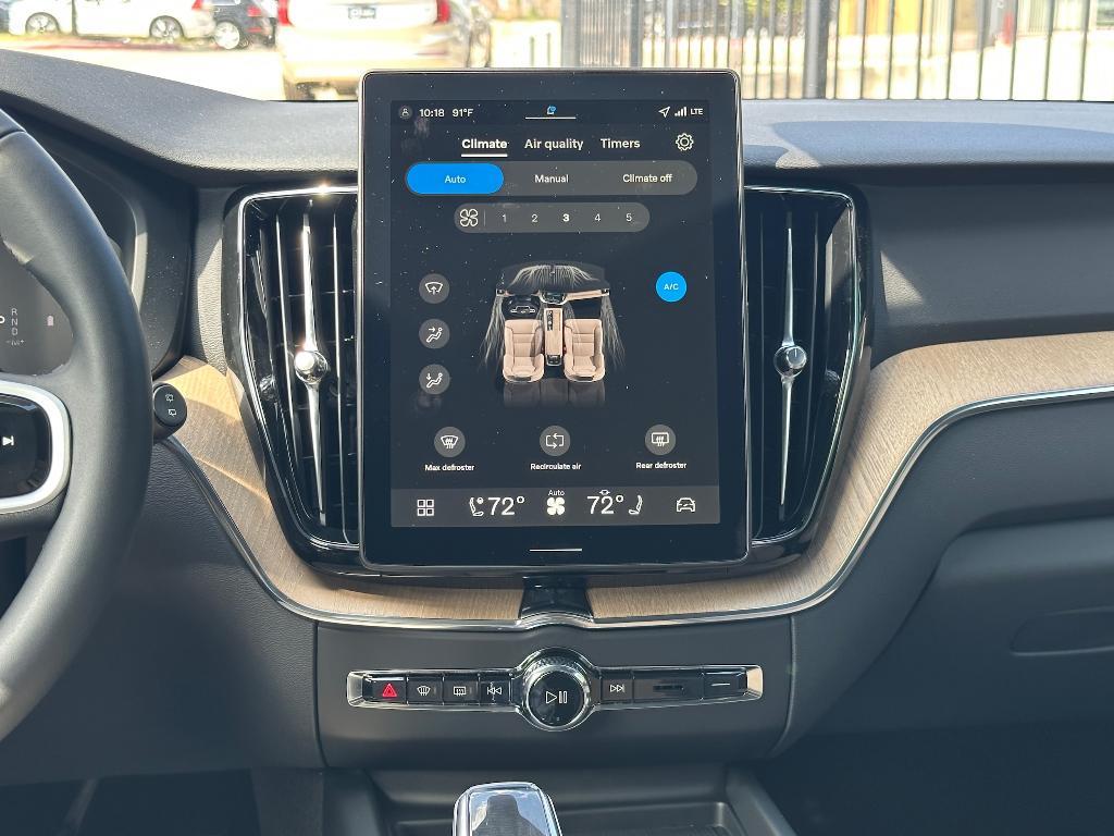 new 2026 Volvo XC60 car, priced at $58,620