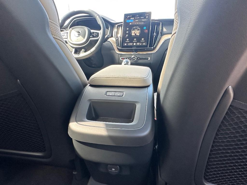 new 2026 Volvo XC60 car, priced at $58,620