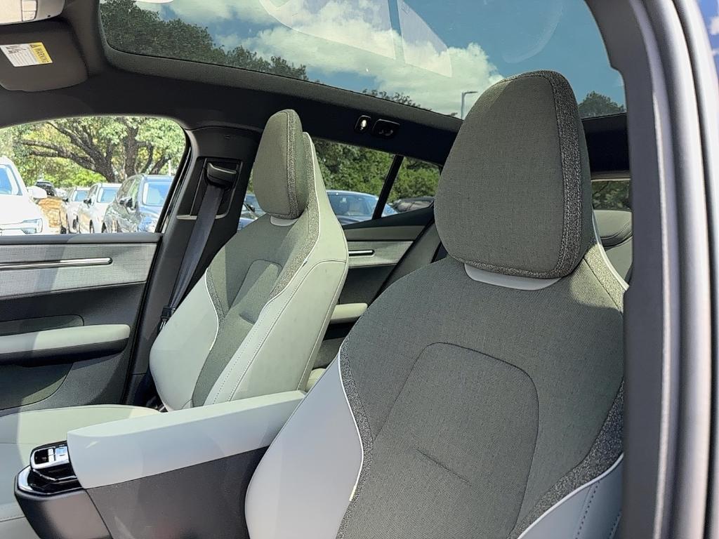 new 2025 Volvo EX30 car, priced at $46,695